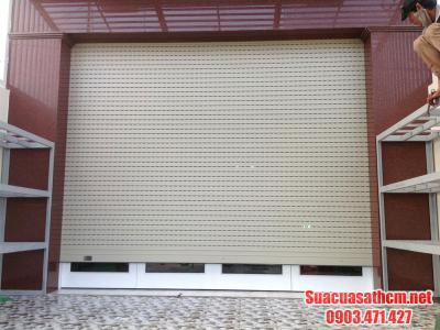 Cửa cuốn 2 lớp là gì?