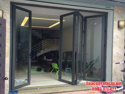 Cửa nhôm kính bị nước vào