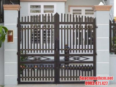 Cửa nhôm kính bị kêu, hở