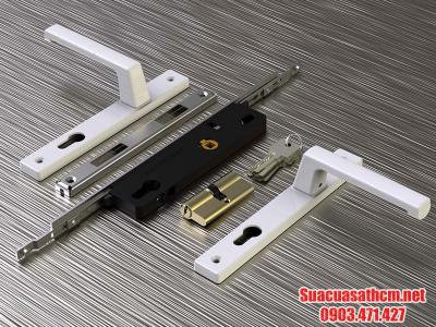 Khóa đa điểm cửa nhôm là gì?