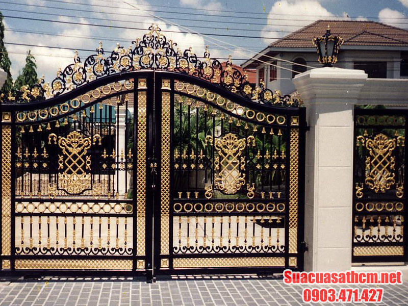 mau cong nha dep don gian dang duoc ua chuong hien nay