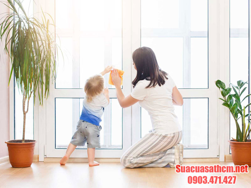 cach ve sinh he phu kien cua nhom